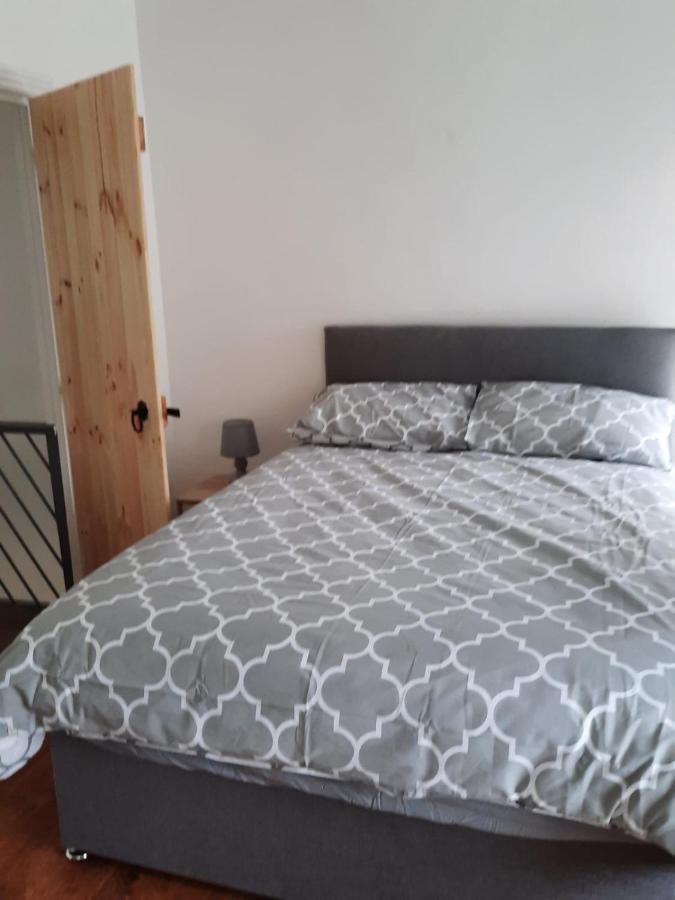 Snowdonia Rock Cottage - cosy&pet friendly Penrhyndeudreath Esterno foto